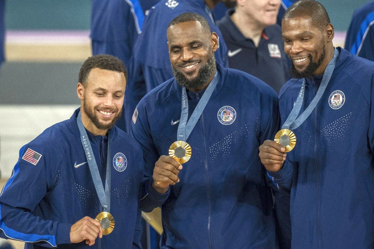 Curry, LeBron și Durant, parte din dream-team-ul SUA la baschet (foto: Imago)