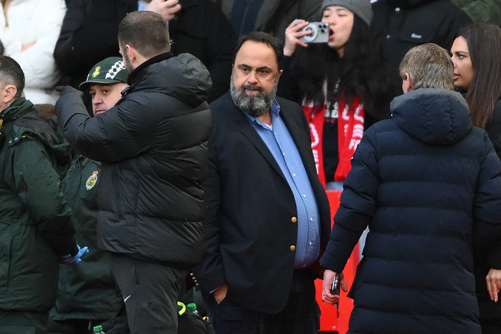 Marinakis a coborât de mai multe ori pe teren și la Nottingham pentru a-și face dreptate Foto: Imago