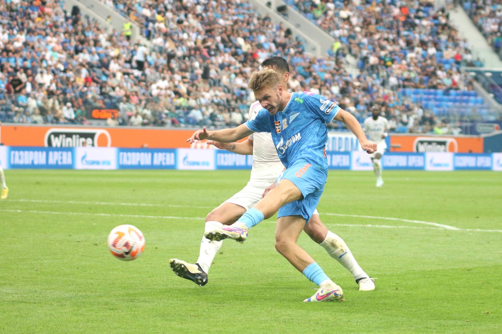 Maksim Glushenkov joacă și înscrie pentru Zenit St. Petersburg Foto: Imago