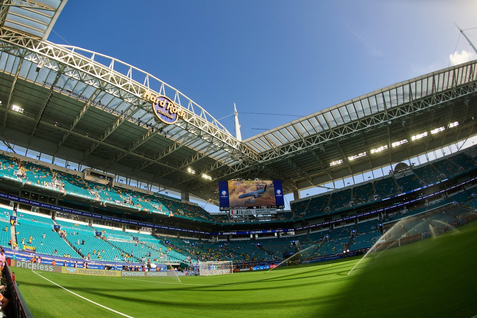 Hard Rock, arena din Miami cu 64.764 de locuri unde va fi deschiderea CM Cluburi Foto: Imago