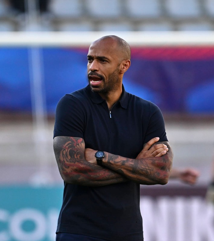 „Era crucială!”  Thierry Henry critică   eliminarea unei reguli importante , după Barcelona - Inter: „Cum poți să nu ai niciun avantaj?”